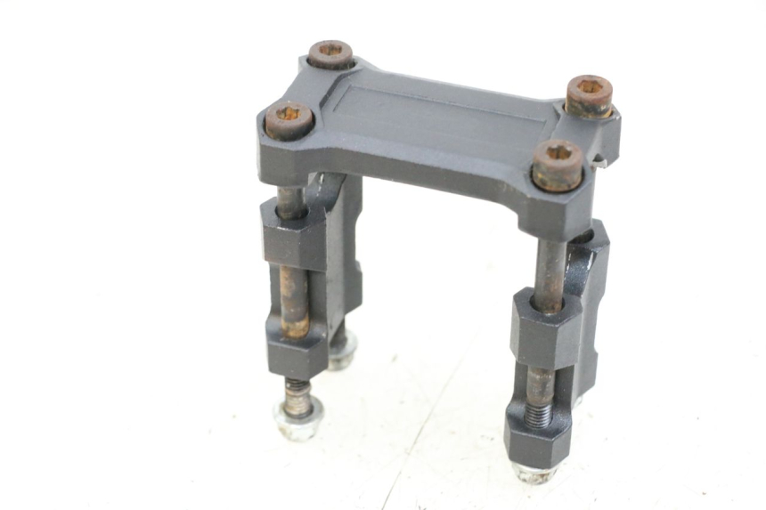 photo de PONTET DE GUIDON NITRO MOTORS THUNDER 125 - Zoom état d’usage