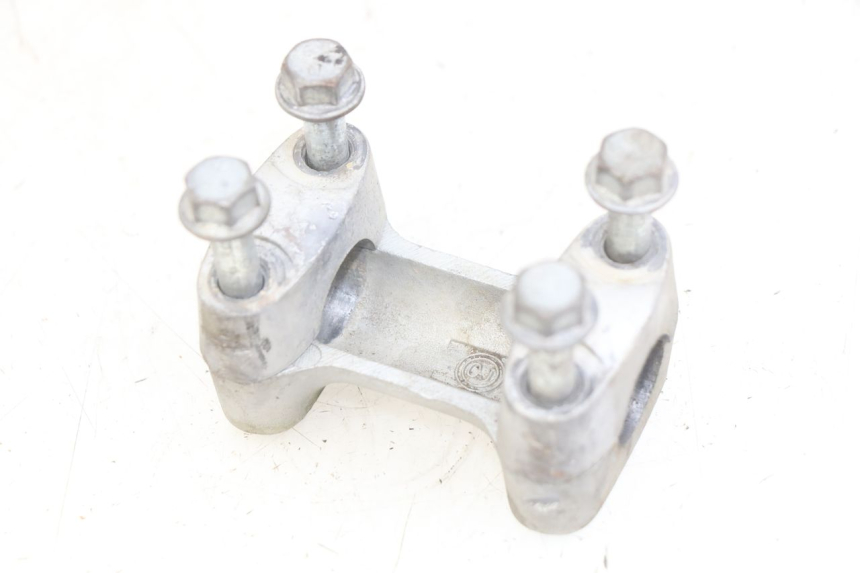 photo de PONTET DE GUIDON SHINERAY XY250 STXE 250 (2006 - 2012) - Zoom état d’usage