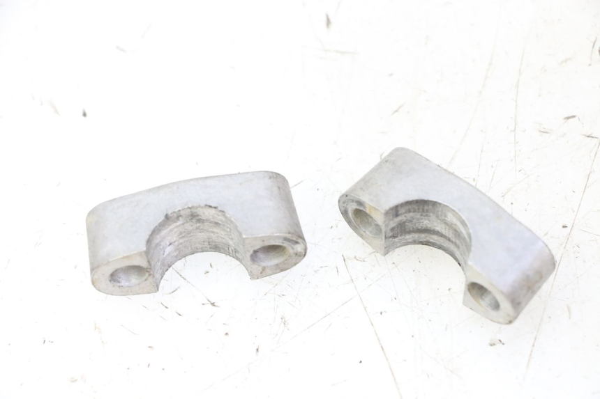 photo de PONTET DE GUIDON YAMAHA YFM R RAPTOR 250 (2008 - 2014) - Zoom état d’usage