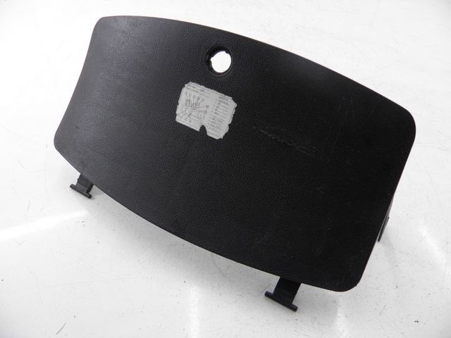 photo de PORTE BOITE A GANTS BENZHOU YY50QT31 VINTAGE 50 (2009 - 2012) - Vue principale