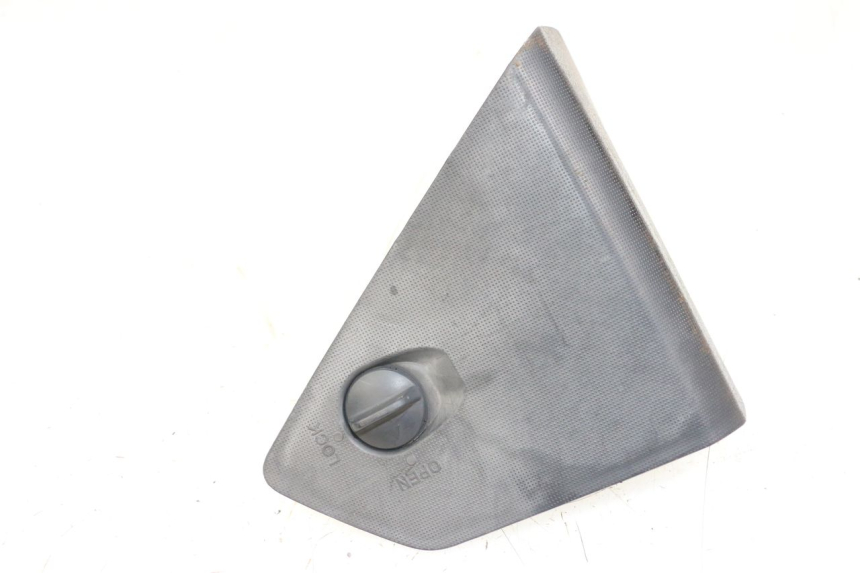 photo de PORTE BOITE A GANTS KYMCO DINK STREET ABS 125 (2011 - 2018) - Vue principale