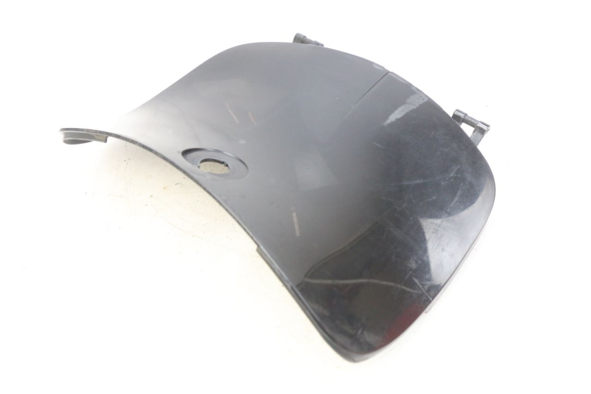 photo de PORTE BOITE A GANTS MBK FLIPPER 50 (2004 - 2012) - Gros plan technique