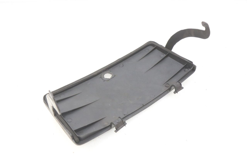 photo de PORTE BOITE A GANTS HAOTIAN HT125T-2 125 - Détail de la pièce