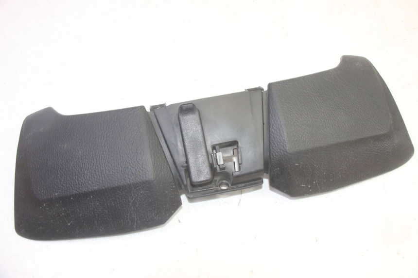 photo de PORTE BOITE A GANTS PIAGGIO MP3 HPE 350 (2018 - 2020) - Vue principale