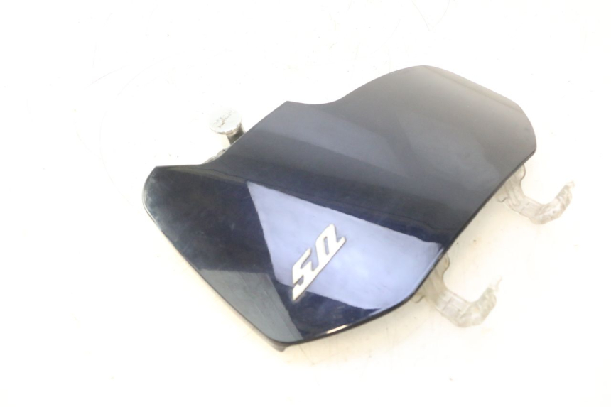 photo de PORTE BOITE A GANTS KYMCO LIKE 4T 50 (2019 - 2025) - Gros plan technique