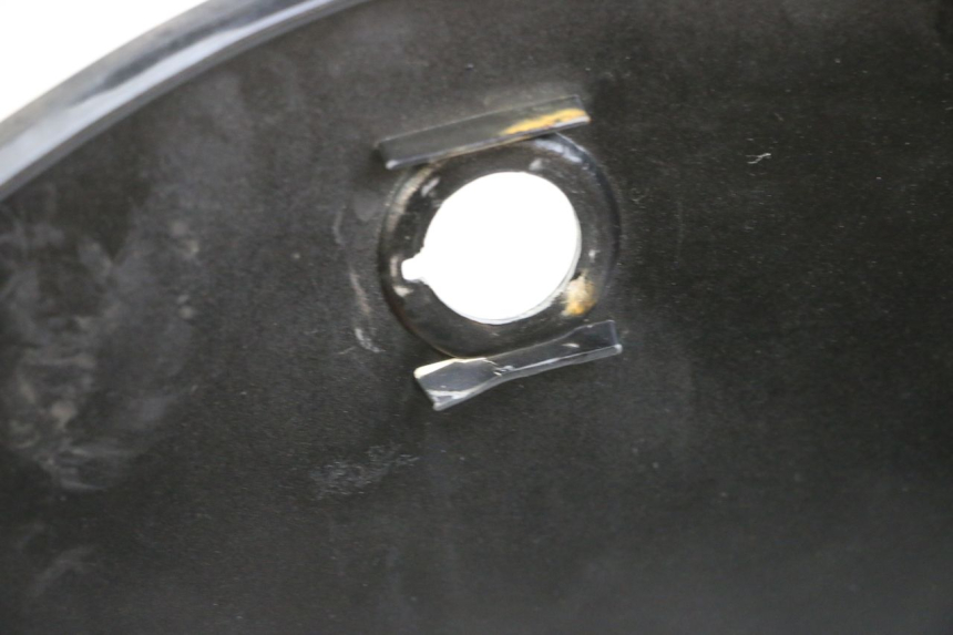 photo de PORTE BOITE A GANTS JM MOTORS OLDIES GT 4T 50 (2018 - 2025) - Zoom état d’usage