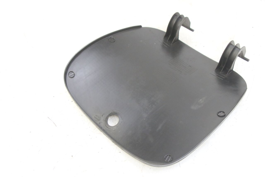 photo de PORTE BOITE A GANTS PEUGEOT TWEET 4T 50 (2018 - 2022) - Détail de la pièce