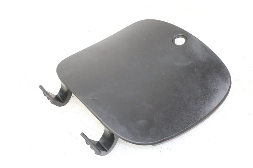 photo de PORTE BOITE A GANTS PEUGEOT TWEET PRO CARGO 50 (2018 - 2022) - Gros plan technique