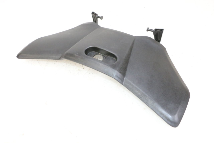 photo de PORTE BOITE A GANTS YAMAHA X-MAX XMAX 125 (2010 - 2013) - Autre angle de vue