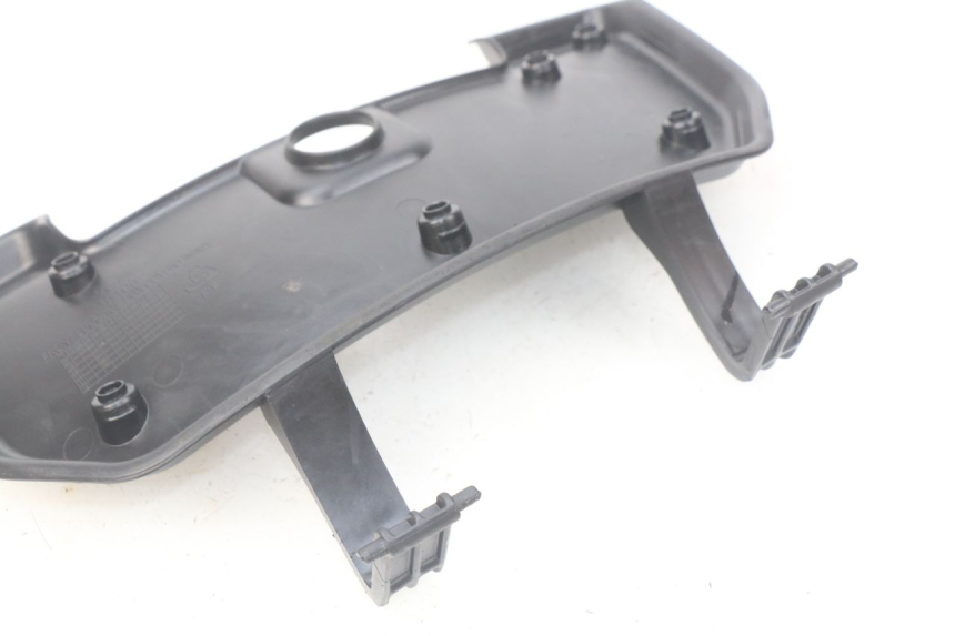 photo de PORTE BOITE A GANTS TGB X-MOTION XMOTION 125 (2008 - 2014) - Autre angle de vue