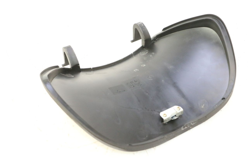 photo de PORTE BOITE A GANTS PIAGGIO ZIP 2T 50 (2009 - 2019) - Zoom état d’usage