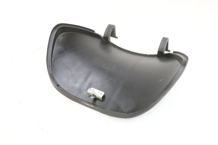 photo de PORTE BOITE A GANTS PIAGGIO ZIP 4T 50 (2018 - 2020) - Détail de la pièce