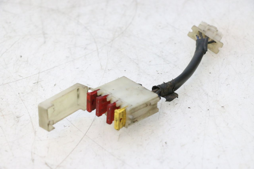 photo de PORTE FUSIBLE CF MOTO E-CHARM 125 (2005 - 2008) - Vue principale