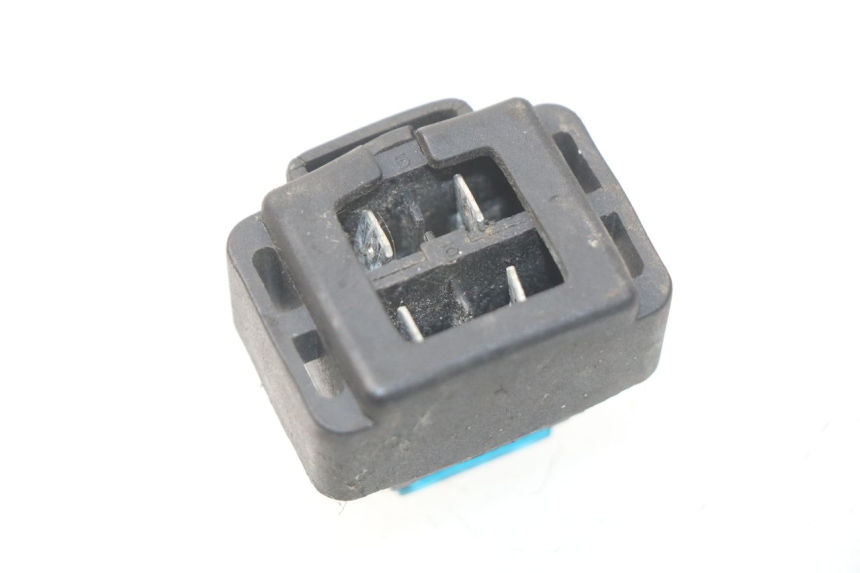 photo de PORTE FUSIBLE YAMAHA FJR ABS 1300 (2006 - 2012) - Autre angle de vue