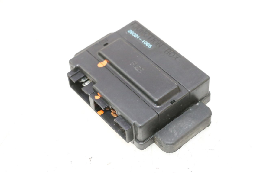 photo de PORTE FUSIBLE KAWASAKI GPX F ZX750F 750 (1986 - 1990) - Détail de la pièce