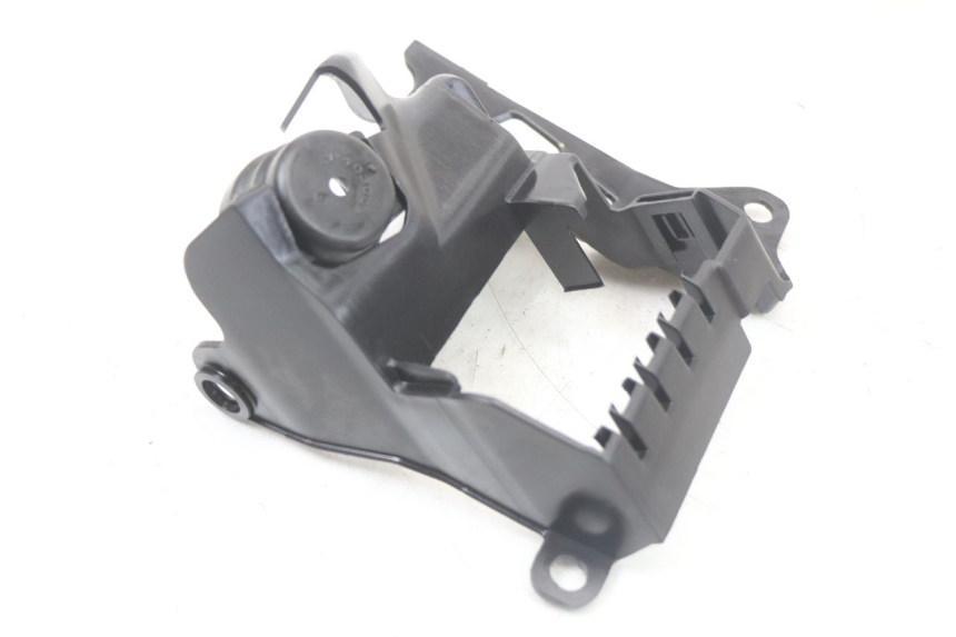 photo de PORTE FUSIBLE HUSQVARNA SVARTPILEN 401 (2018 - 2023) - Zoom état d’usage