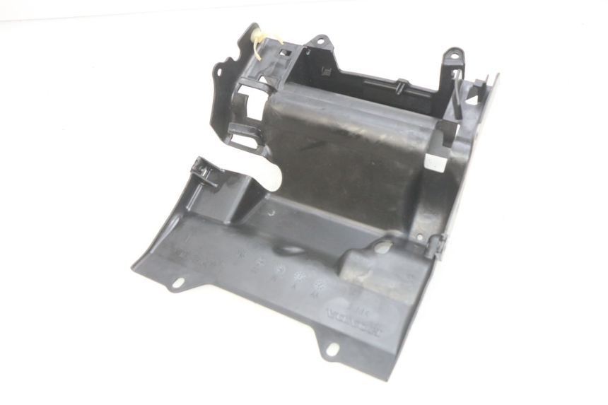 photo de PORTE FUSIBLE HONDA INTEGRA NC D 750 (2016 - 2018) - Vue principale