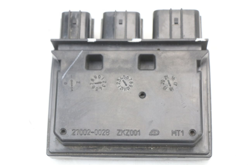 photo de PORTE FUSIBLE KAWASAKI NINJA 400 (2018 - 2023) - Autre angle de vue