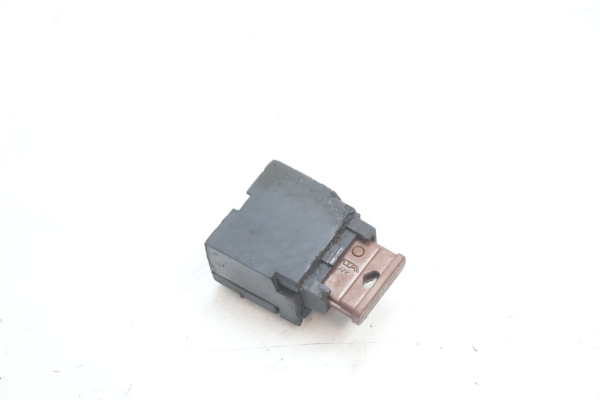 photo de PORTE FUSIBLE PIAGGIO TYPHOON 50 (2000 - 2009) - Zoom état d’usage