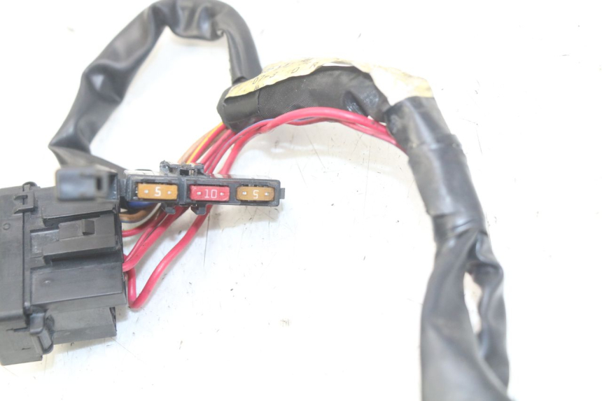 photo de PORTE FUSIBLE YAMAHA XP T-MAX TMAX 500 (2004 - 2007) - Zoom état d’usage