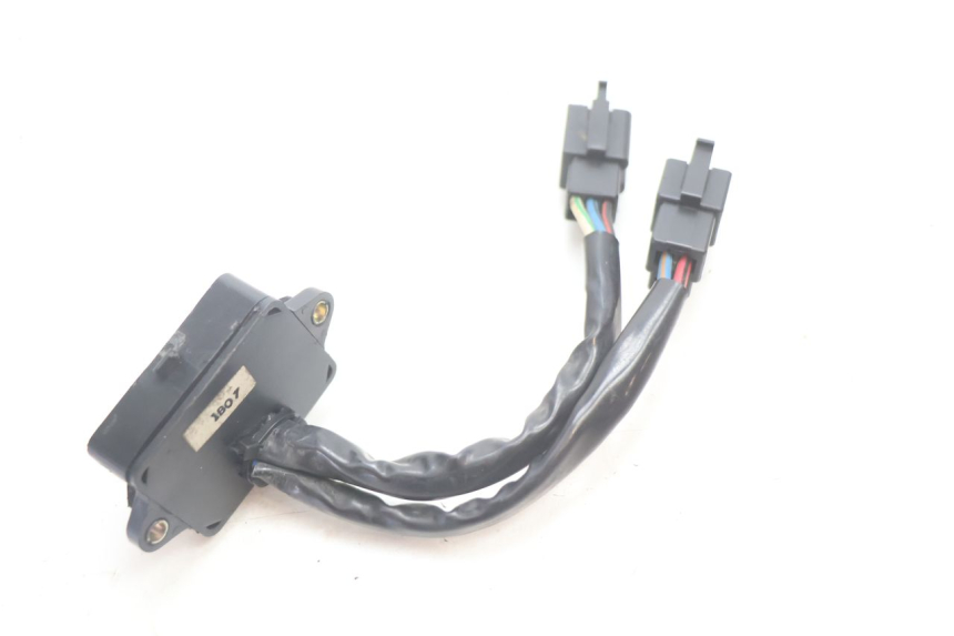 photo de PORTE FUSIBLE HONDA XRV AFRICA TWIN 750 (1990 - 1992) - Autre angle de vue