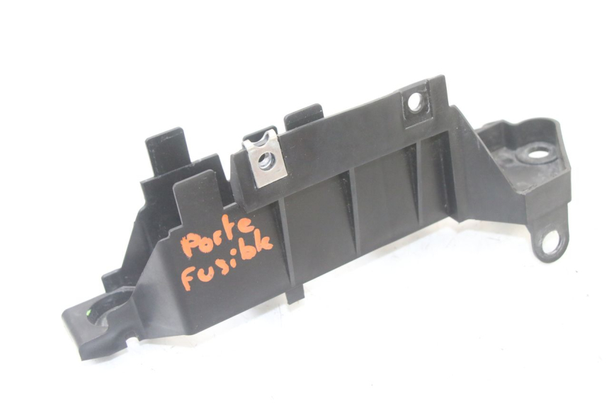 photo de PORTE FUSIBLE YAMAHA TRACER 7 700 (2020 - 2024) - Zoom état d’usage