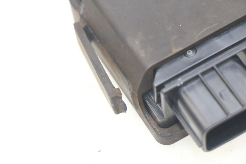 photo de PORTE FUSIBLE KAWASAKI Z 650 (2016 - 2019) - Détail de la pièce