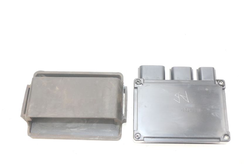 photo de PORTE FUSIBLE KAWASAKI Z 650 (2016 - 2019) - Vue d’ensemble