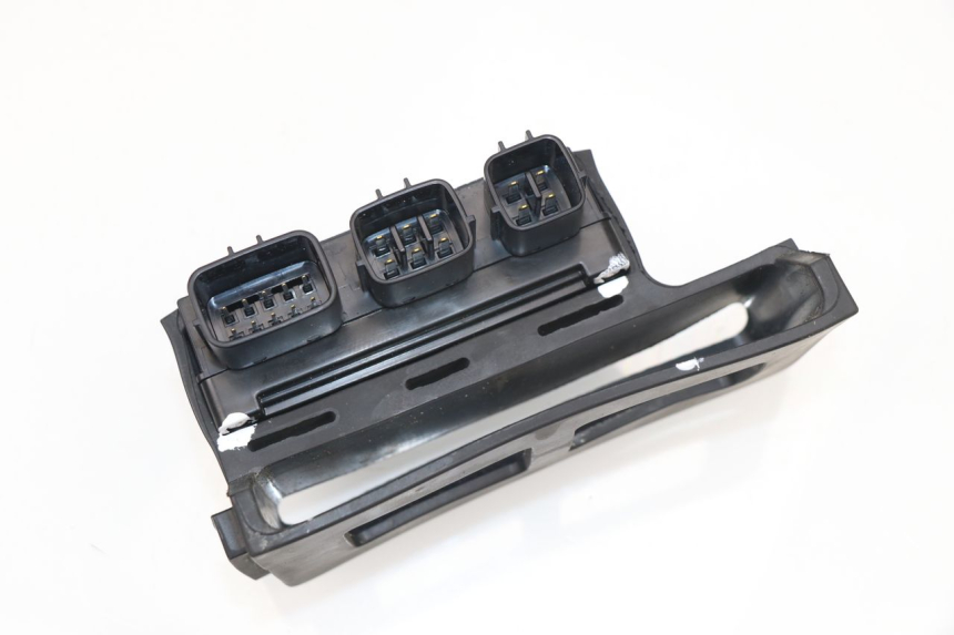 photo de PORTE FUSIBLE KAWASAKI Z800 Z ABS 800 (2013 - 2017) - État de surface