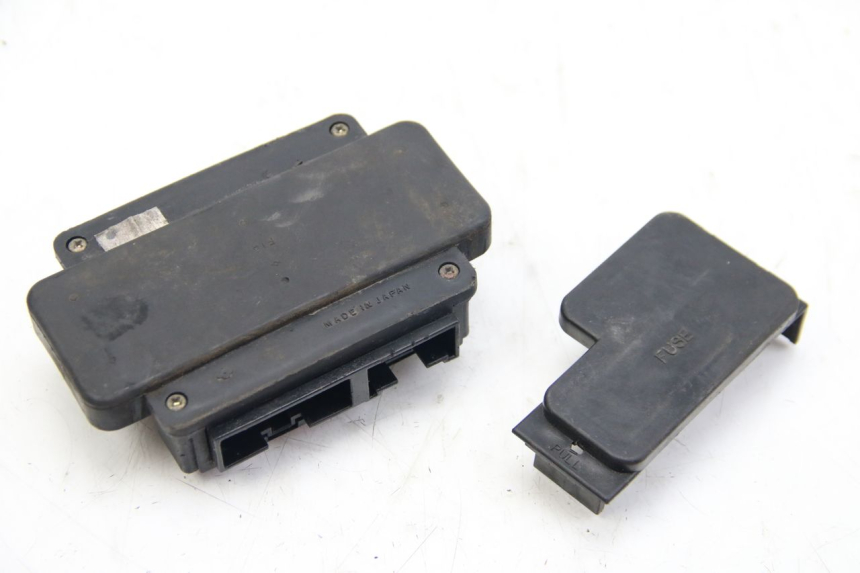 photo de PORTE FUSIBLE KAWASAKI ZX-6R ZX6R 600 (1995 - 1997) - Zoom état d’usage