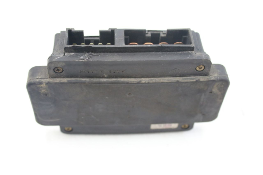 photo de PORTE FUSIBLE KAWASAKI ZZR 600 (1995 - 2004) - Détail de la pièce