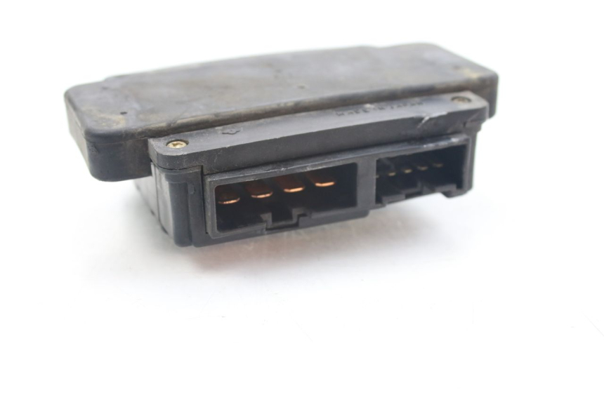 photo de PORTE FUSIBLE KAWASAKI ZZR 600 (1995 - 2004) - Autre angle de vue