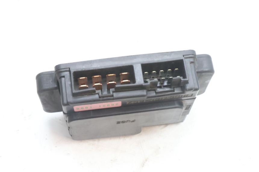 photo de PORTE FUSIBLE KAWASAKI ZZR 600 (1995 - 2004) - État de surface