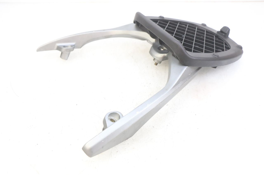 photo de PORTE PAQUET KYMCO AGILITY 16+ 4T 50 (2018 - 2023) - Zoom état d’usage