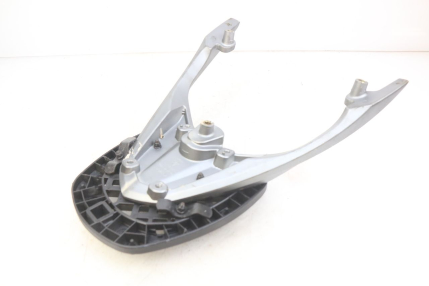 photo de PORTE PAQUET KYMCO AGILITY 16+ 4T 50 (2018 - 2023) - État de surface