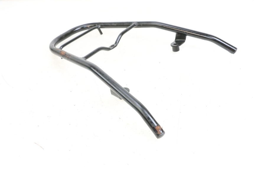 photo de PORTE PAQUET KYMCO AGILITY PREMIUM 50 (2007 - 2010) - Gros plan technique