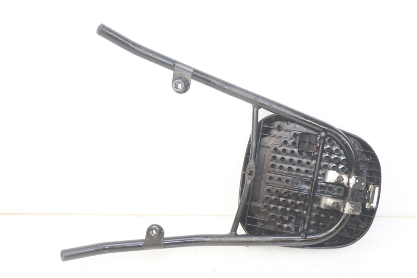 photo de PORTE PAQUET KYMCO AGILITY RS 4T 50 (2009 - 2013) - Autre angle de vue