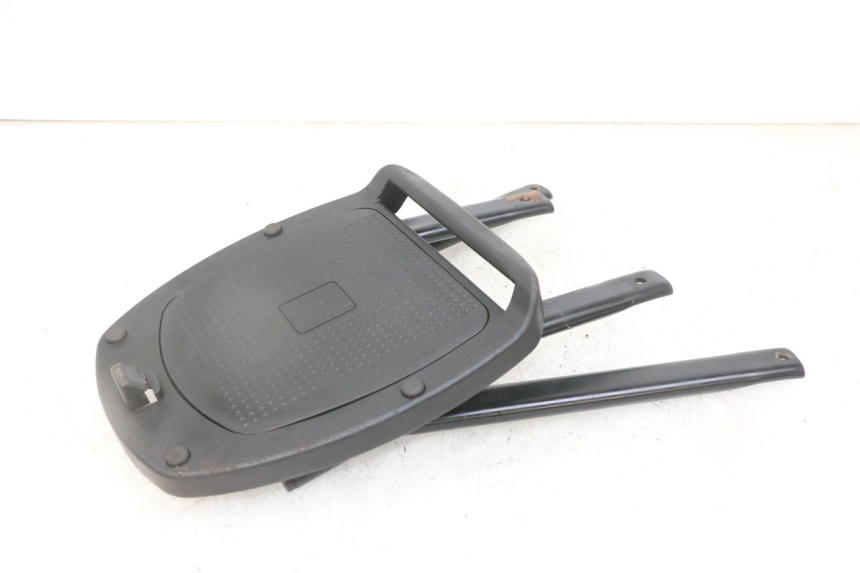 photo de PORTE PAQUET PEUGEOT ELYSEO 125 (1999 - 2004) - Vue principale