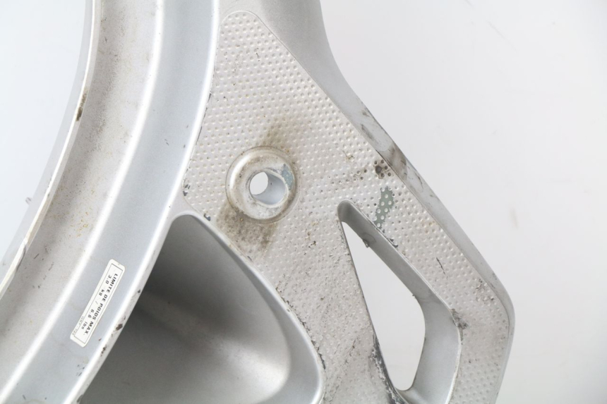 photo de PORTE PAQUET HONDA FES PANTHEON 125 (2003 - 2007) - Détails caractéristiques