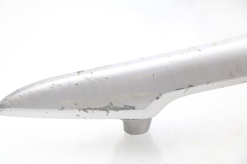 photo de PORTE PAQUET HONDA FES PANTHEON 125 (2003 - 2007) - État de surface