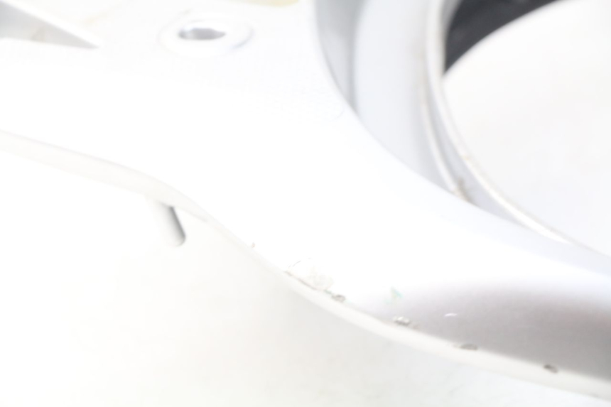 photo de PORTE PAQUET HONDA FES PANTHEON 125 (2003 - 2007) - Points de fixation