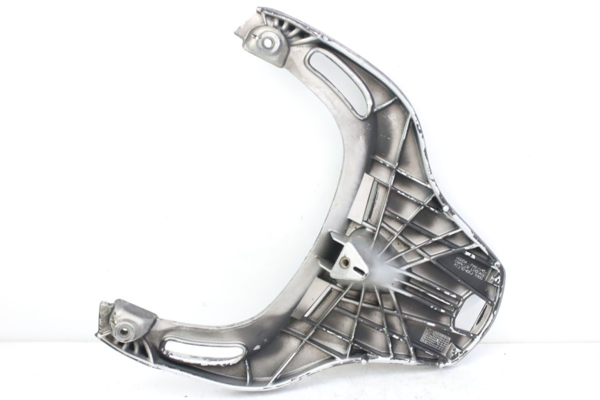 photo de PORTE PAQUET HONDA FES S-WING SWING ABS 125 (2007 - 2015) - Marquages et références