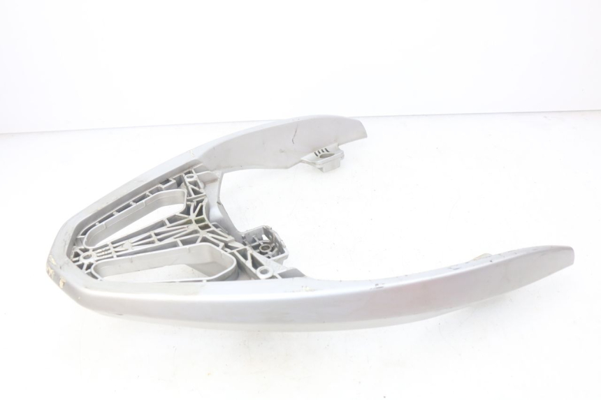 photo de PORTE PAQUET PEUGEOT GEOPOLIS 400 (2007 - 2013) - Points de fixation