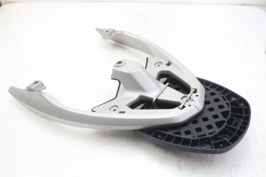 photo de PORTE PAQUET PEUGEOT GEOPOLIS RS 125 (2007 - 2009) - État de surface