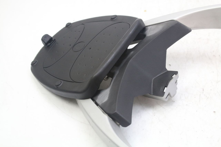 photo de PORTE PAQUET PEUGEOT GEOPOLIS RS 125 (2007 - 2009) - Marquages et références