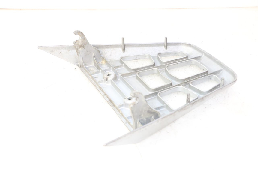 photo de PORTE PAQUET DAELIM HISTORY 125 (2001 - 2002) - Marquages et références