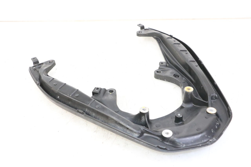 photo de PORTE PAQUET HONDA PCX (JF57/JF64) 125 (2014 - 2018) - Zoom état d’usage