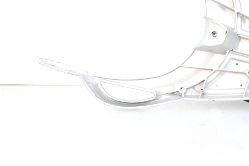 photo de PORTE PAQUET RENAULT KOURANOS 125 (2001 - 2004) - Gros plan technique