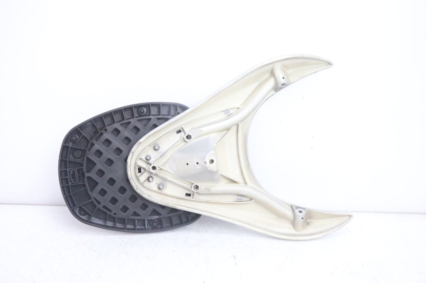 photo de PORTE PAQUET PIAGGIO LIBERTY 125 (1998 - 2008) - Vue produit