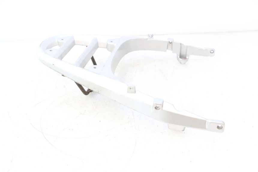 photo de PORTE PAQUET KYMCO LIKE 125 (2009 - 2016) - Points de fixation